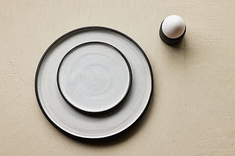 Handgemachte Keramik von Dorfkind für das Boutique-Hotel Blaue Burg Handgemachte Keramik von Dorfkind für das Boutique-Hotel Blaue Burg